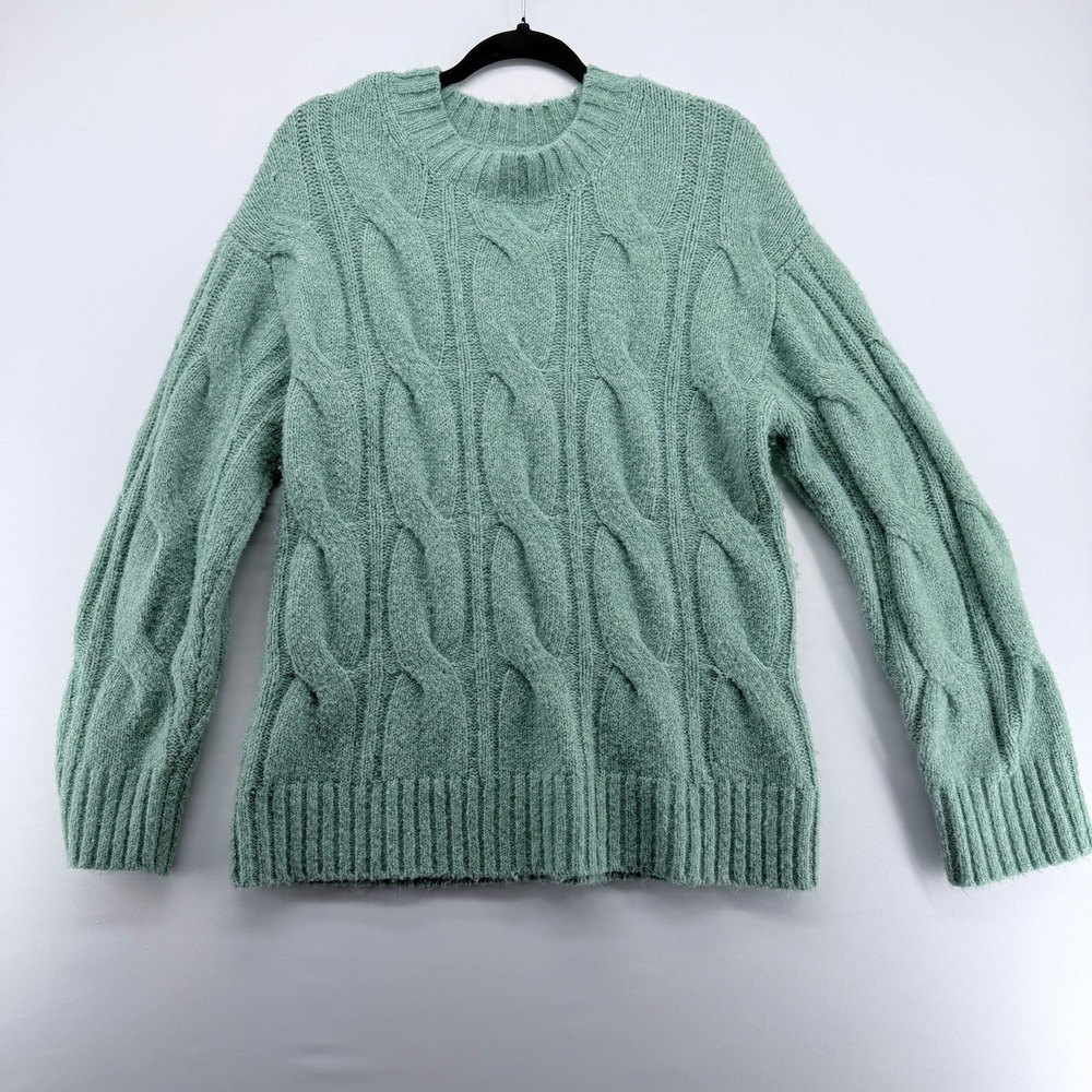 American Eagle Sage Green Cable Knit Crewneck Sweater Small